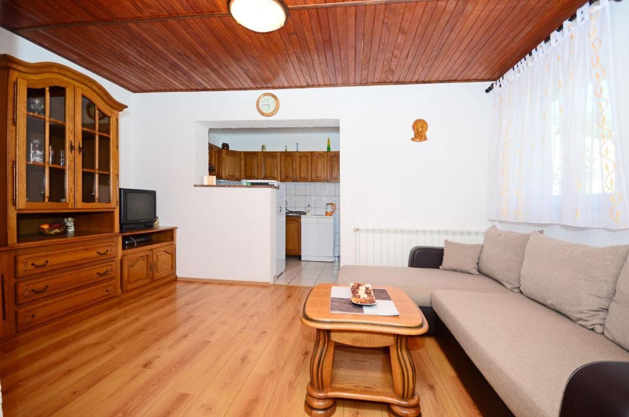 Apartments Marija Ivana Сен Екстериор снимка
