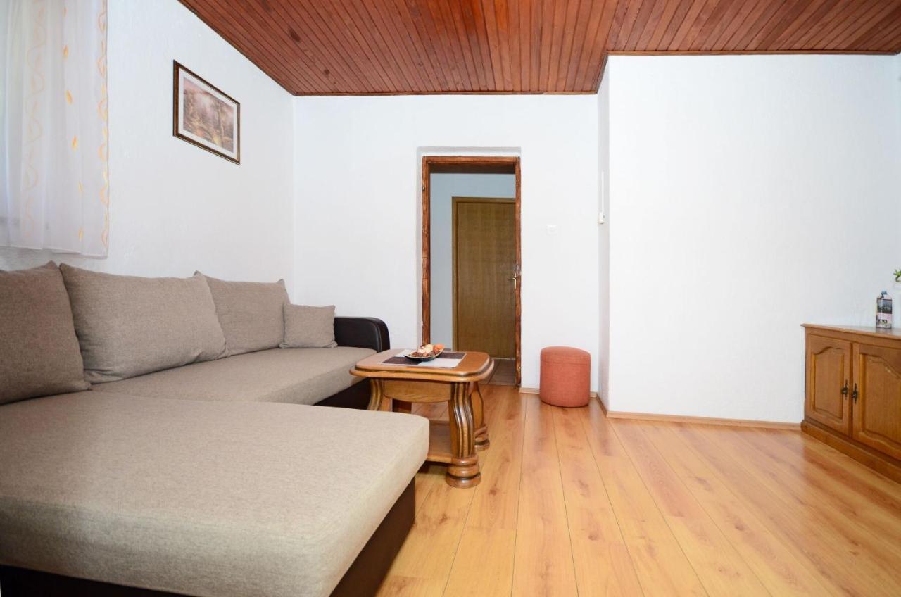 Apartments Marija Ivana Сен Екстериор снимка