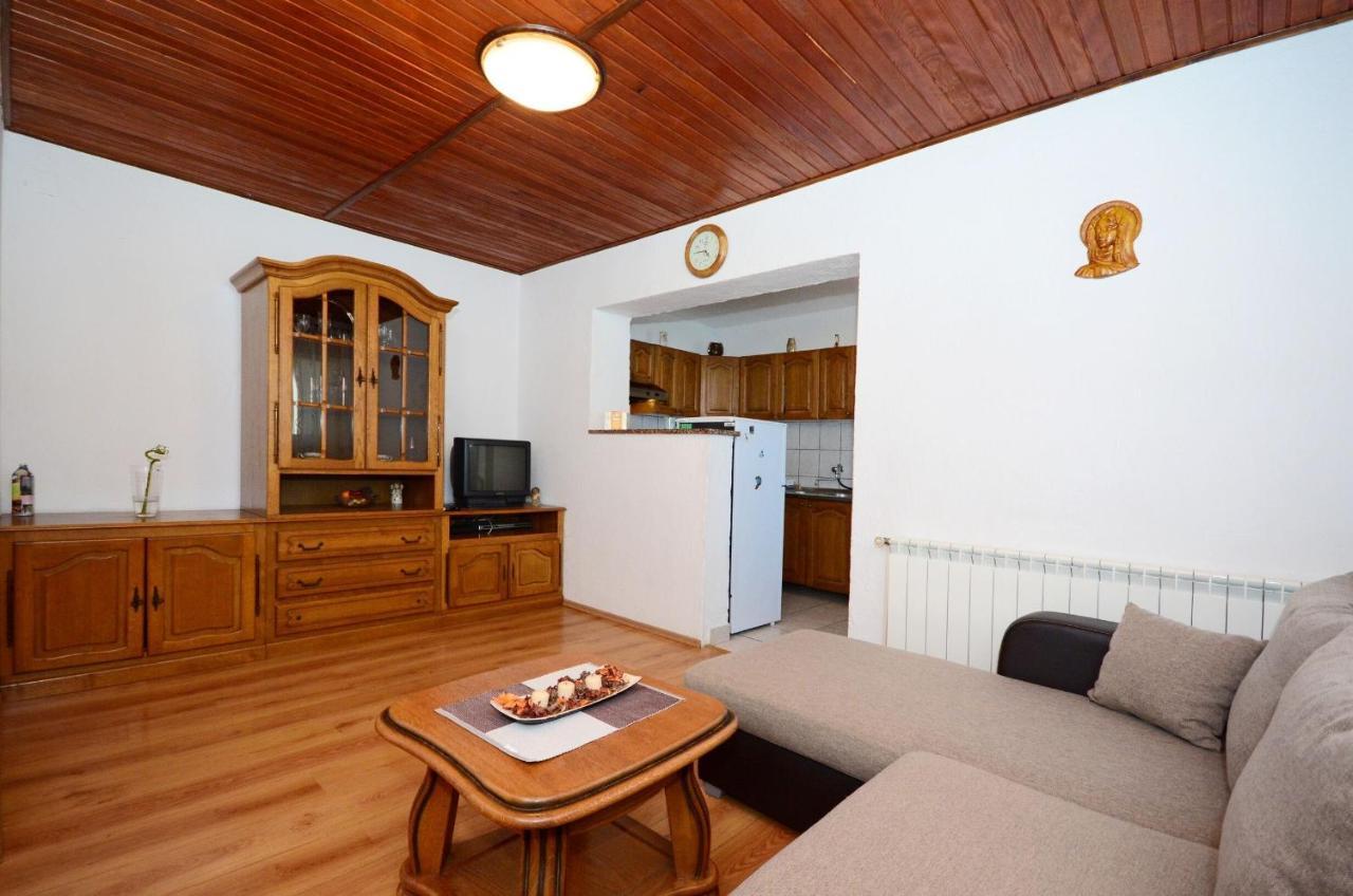 Apartments Marija Ivana Сен Екстериор снимка